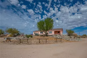 16876 S Lawton Rd, Yucca, AZ 86438 - Photo 5