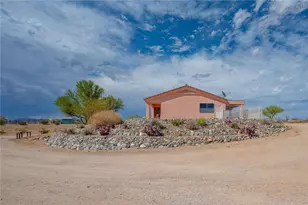 16876 S Lawton Rd, Yucca, AZ 86438 - Photo 29