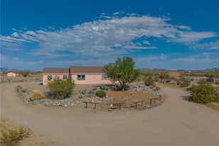 16876 S Lawton Rd, Yucca, AZ 86438 - Photo 29