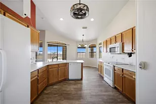 7771 E Concho Dr, Kingman, AZ 86401 - Photo 9