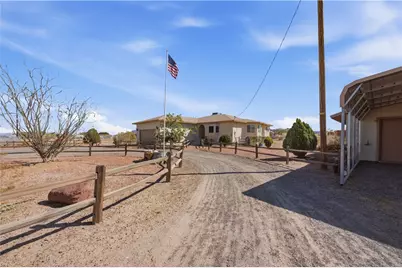 2859 W Malibu Road, Golden Valley, AZ 86413 - Photo 3