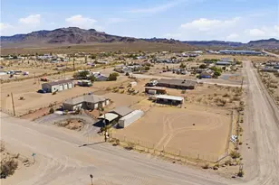 2859 W Malibu Rd, Golden Valley, AZ 86413 - Photo 9