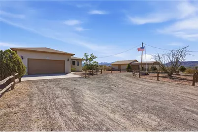2859 W Malibu Road, Golden Valley, AZ 86413 - Photo 1