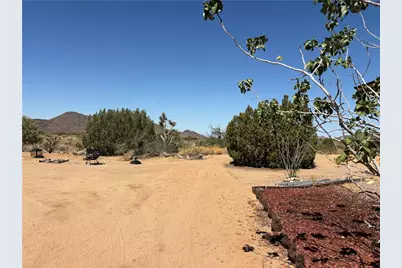 5221 E Crystal Springs Road, Yucca, AZ 86438 - Photo 15