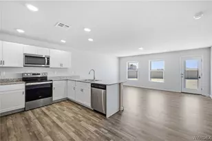 2228 E Sand Crk Dr, Fort Mohave, AZ 86426 - Photo 5