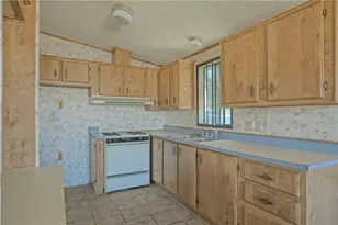 1762 River Gardens Dr, Bullhead City, AZ 86442 - Photo 7