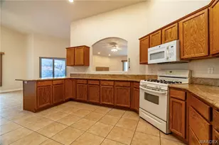 3208 Jennifer Ave, Kingman, AZ 86401 - Photo 9