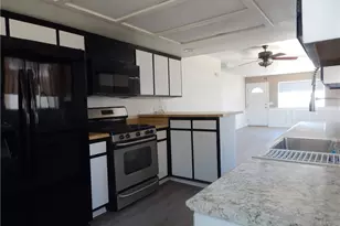 1401 Tuthill Ln, Bullhead City, AZ 86442 - Photo 13