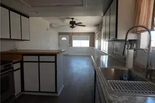 1401 Tuthill Ln, Bullhead City, AZ 86442 - Photo 17