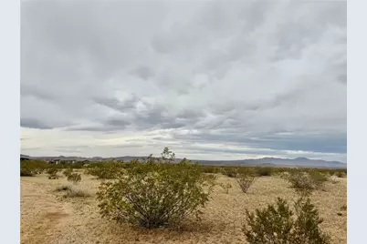 10757 N Sacramento Lane, Dolan Springs, AZ 86441 - Photo 3