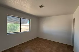 2700 W Shauna Dr, Golden Valley, AZ 86413 - Photo 9