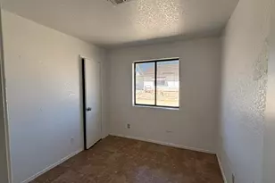 2700 W Shauna Dr, Golden Valley, AZ 86413 - Photo 7