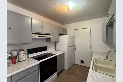 2700 W Shauna Drive, Golden Valley, AZ 86413 - Photo 5