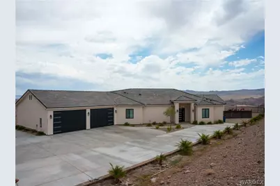 2925 Sinyala Canyon Drive, Bullhead City, AZ 86429 - Photo 1