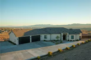 2925 Sinyala Canyon Dr, Bullhead City, AZ 86429 - Photo 3