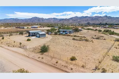3496 N Heber Road, Golden Valley, AZ 86413 - Photo 7