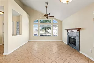 2268 Hi Jolly Dr, Bullhead City, AZ 86442 - Photo 9