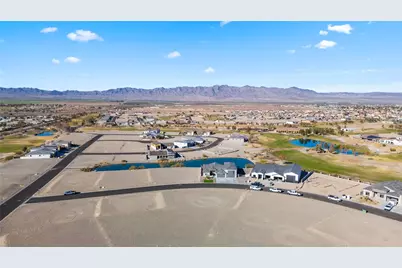 2424 E Calle Sevilla, Fort Mohave, AZ 86426 - Photo 11