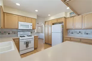 2271 E Flathead Rd, Fort Mohave, AZ 86426 - Photo 13