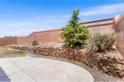 2949 Desierto Verde, Bullhead City, AZ 86429 - Photo 37