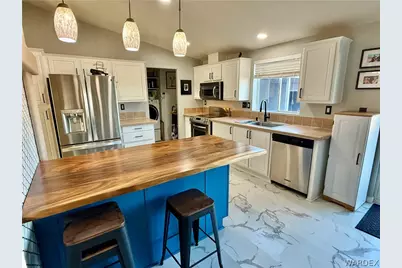 1694 S Elgin Road, Golden Valley, AZ 86413 - Photo 9