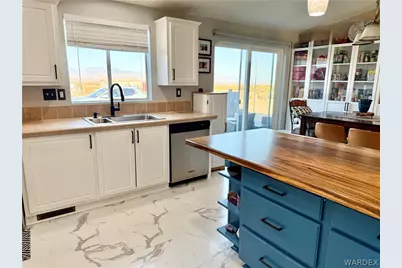 1694 S Elgin Road, Golden Valley, AZ 86413 - Photo 15