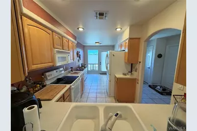 944 Gates Avenue, Kingman, AZ 86401 - Photo 9