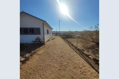 5182 N Cordes Road, Golden Valley, AZ 86413 - Photo 15