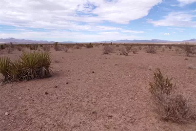 340-23-102 W Fietz Avenue, Dolan Springs, AZ 86441 - Photo 13