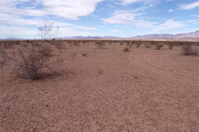 340-23-102 W Fietz Avenue, Dolan Springs, AZ 86441 - Photo 5