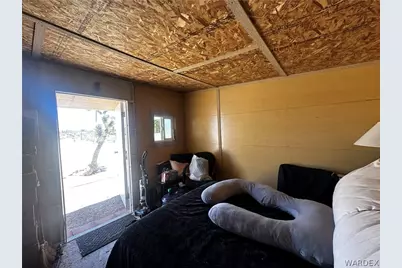 18773 N Queen Drive, Dolan Springs, AZ 86441 - Photo 11