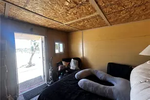 18773 N Queen Dr, Dolan Springs, AZ 86441 - Photo 11