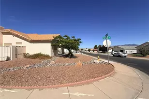 611 Carlton St, Kingman, AZ 86409 - Photo 39