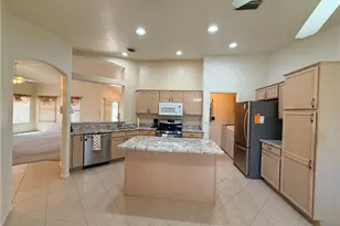611 Carlton St, Kingman, AZ 86409 - Photo 5