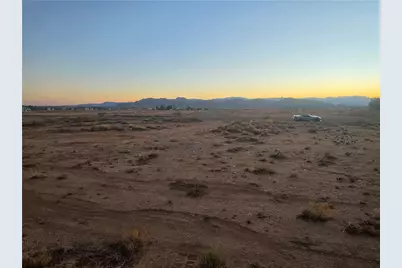 10368 N Mano Street, Kingman, AZ 86401 - Photo 17