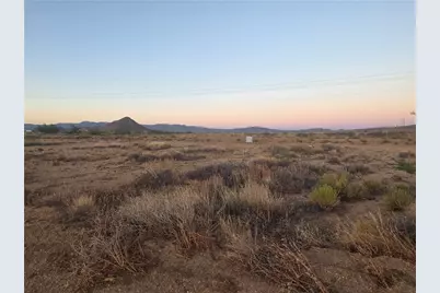 10368 N Mano Street, Kingman, AZ 86401 - Photo 13