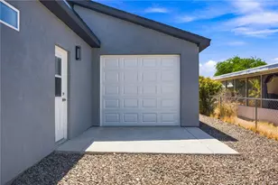 961 Church St, Bullhead City, AZ 86442 - Photo 23