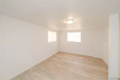 3800 N San Pedro Road, Golden Valley, AZ 86413 - Photo 11