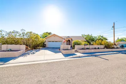 2648 Wallapai Avenue, Kingman, AZ 86401 - Photo 1