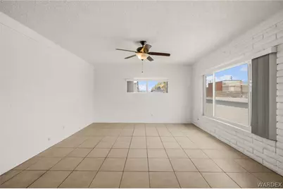 395 Long Avenue, Bullhead City, AZ 86429 - Photo 11