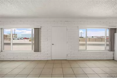 395 Long Avenue, Bullhead City, AZ 86429 - Photo 9