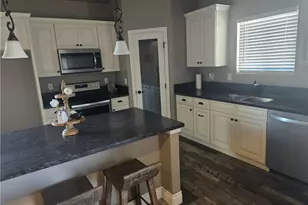 3828 Laguna Ln, Kingman, AZ 86409 - Photo 5