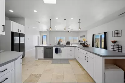 10563 N Garrett Drive, Kingman, AZ 86401 - Photo 15