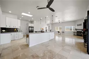 10563 N Garrett Dr, Kingman, AZ 86401 - Photo 13