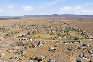 10563 N Garrett Dr, Kingman, AZ 86401 - Photo 35