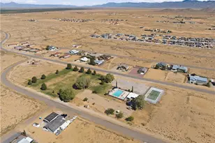 10563 N Garrett Dr, Kingman, AZ 86401 - Photo 17