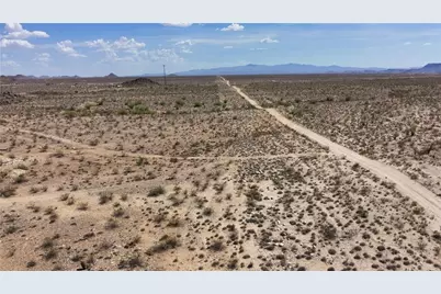 10638 S Cascabel Road, Yucca, AZ 86438 - Photo 37