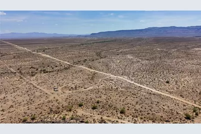 10638 S Cascabel Road, Yucca, AZ 86438 - Photo 57