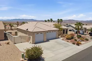 2762 Desert Stars Ln, Bullhead City, AZ 86429 - Photo 9