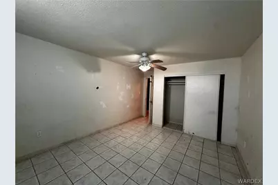 3868 N Aztec Road, Golden Valley, AZ 86413 - Photo 19